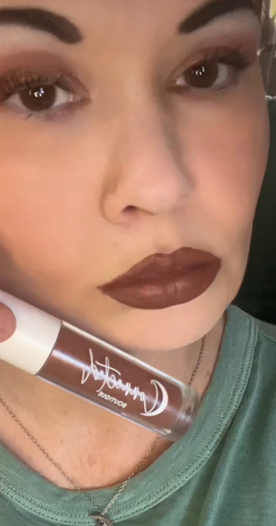 “Downtown” Hydrating Brown Long wear liquid lipstick 5 ml