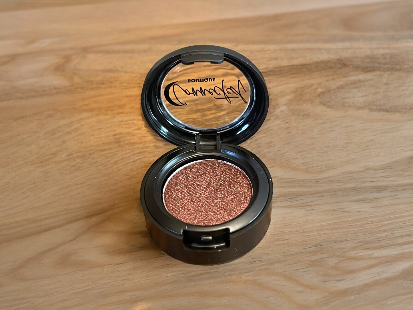 “Admiration” Brown Shimmer single eyeshadow