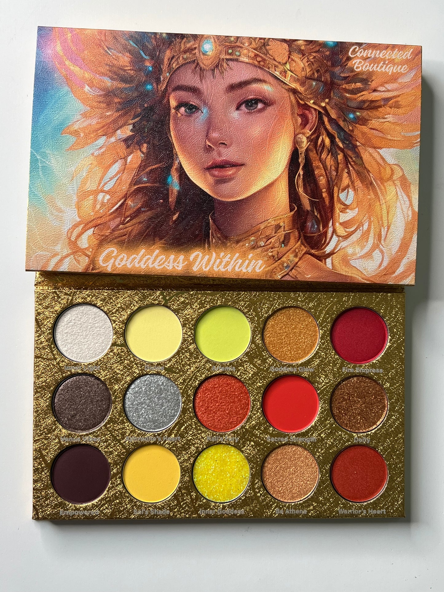 “Goddess Within” 15 shade eyeshadow palette Yellow Red Brown Glitter