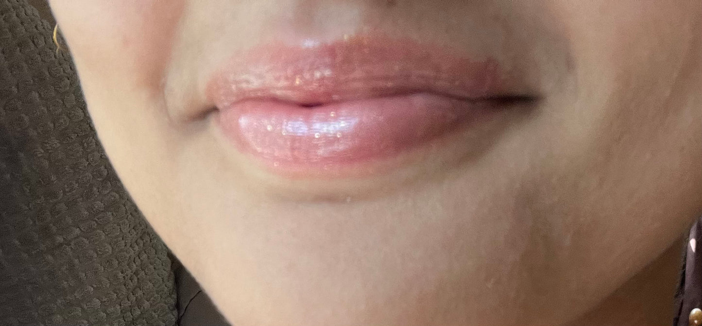 Georgia" Peach scented Shimmer Lip Gloss