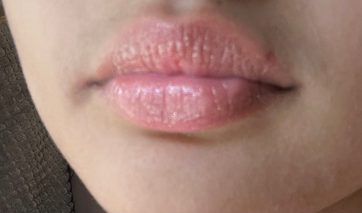 Georgia" Peach scented Shimmer Lip Gloss